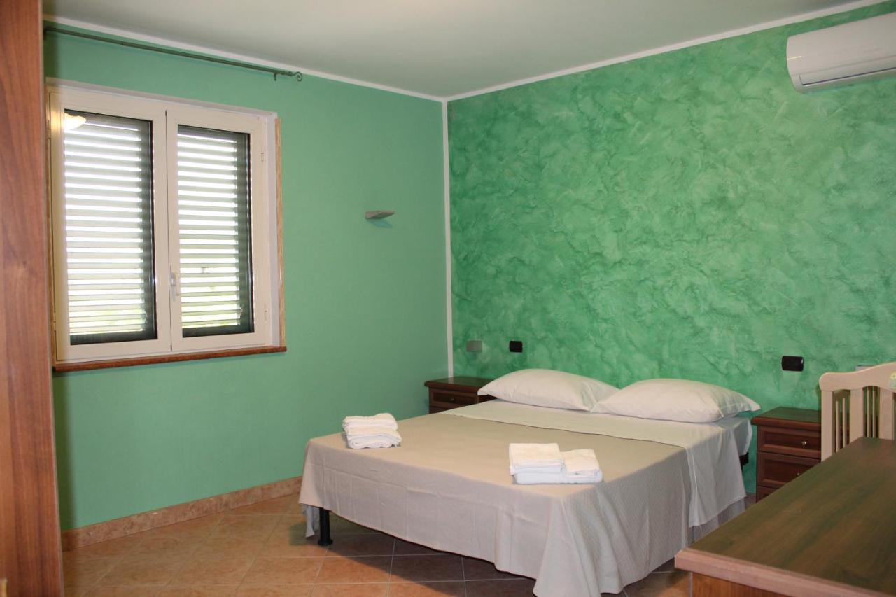 Agri Mediterraneo Bed & Breakfast