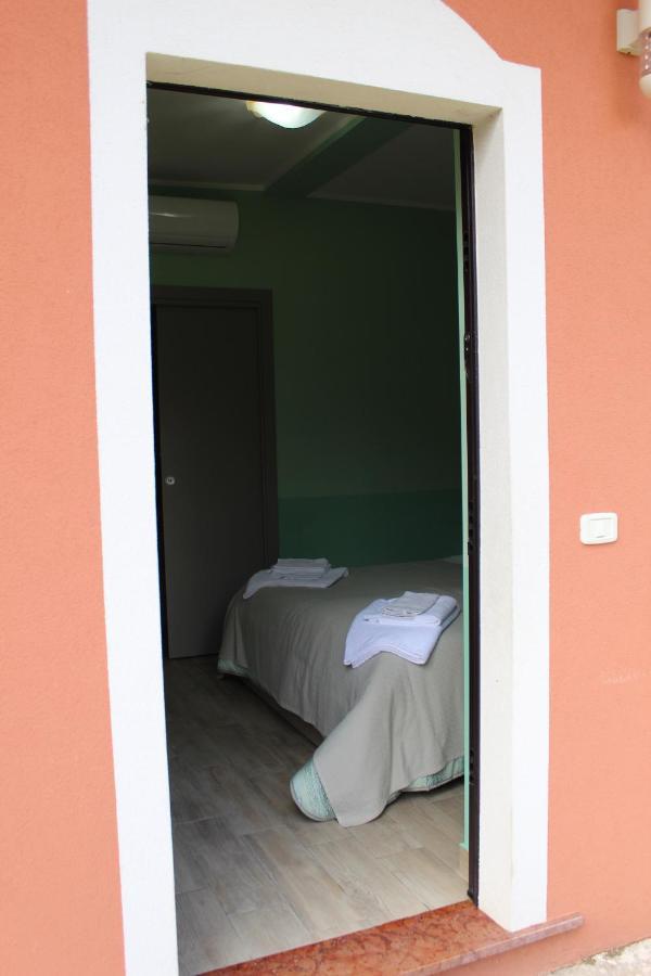 Agri Mediterraneo Bed & Breakfast *